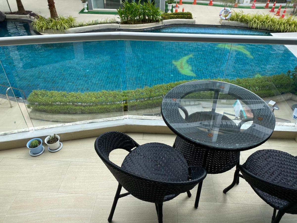 Grand Avenue Condo By Bormon Pattaya Eksteriør bilde