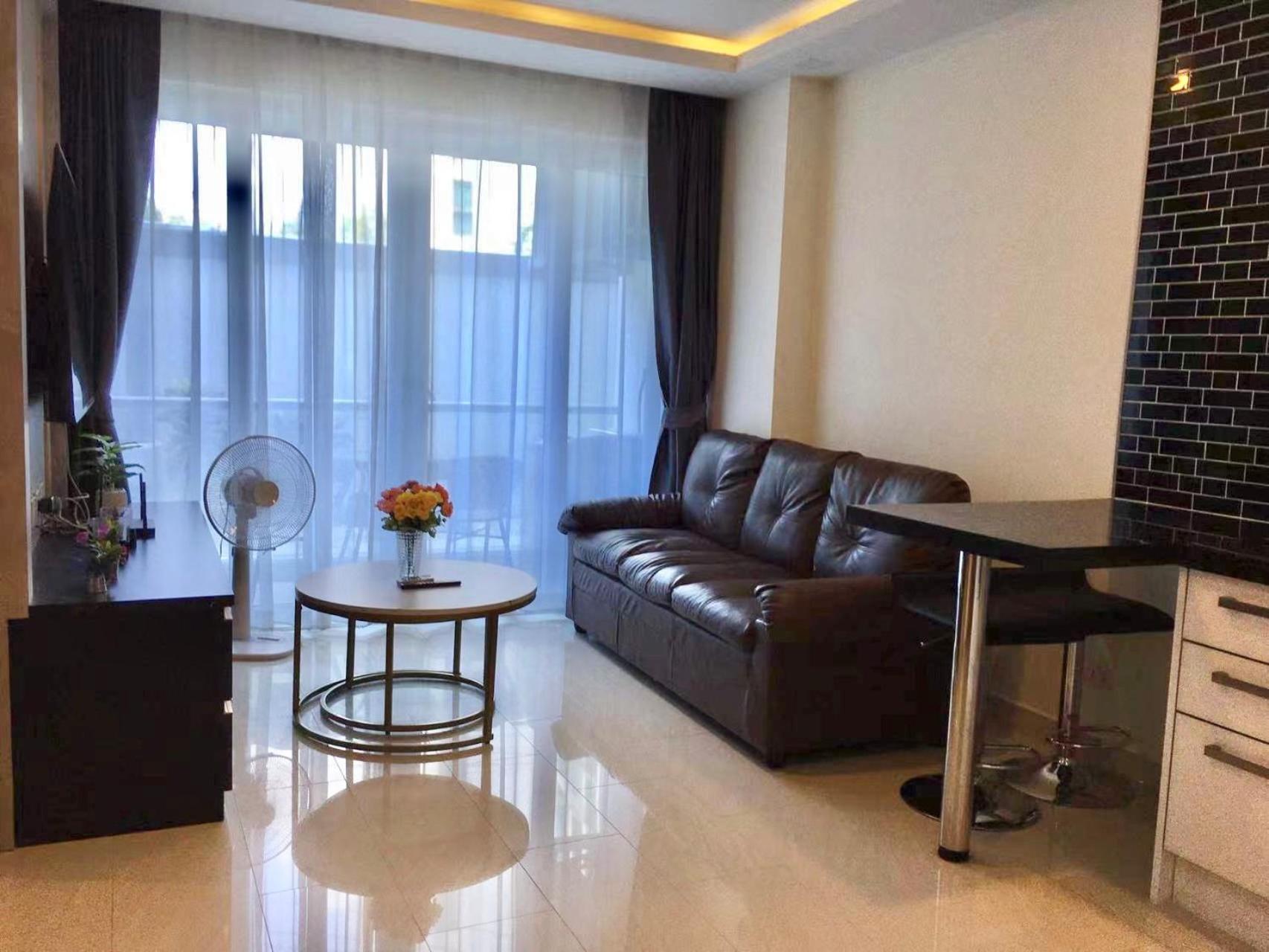 Grand Avenue Condo By Bormon Pattaya Eksteriør bilde