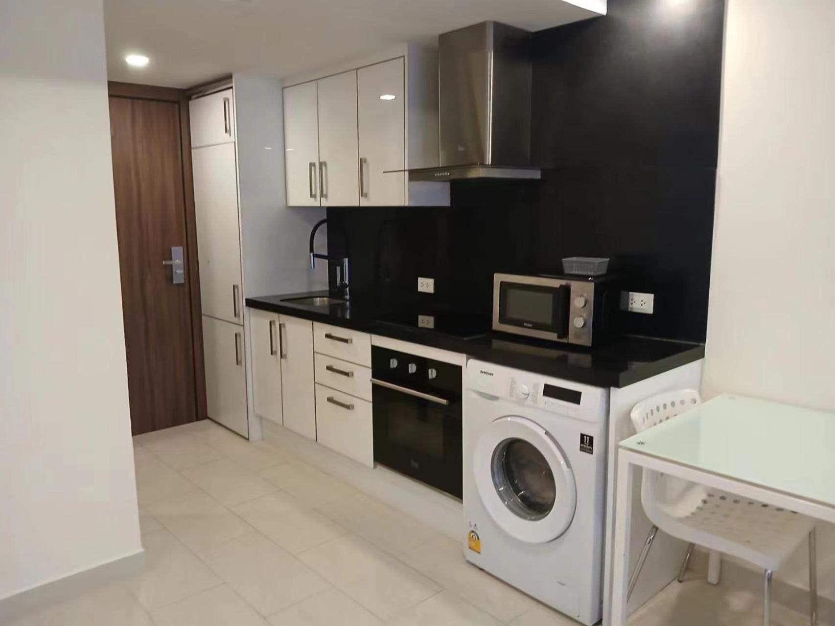 Grand Avenue Condo By Bormon Pattaya Eksteriør bilde